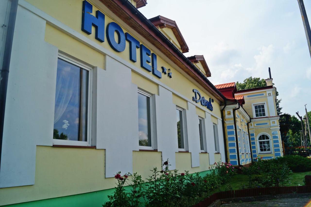 Dwor Dluzniewo Bed and Breakfast Eksteriør billede